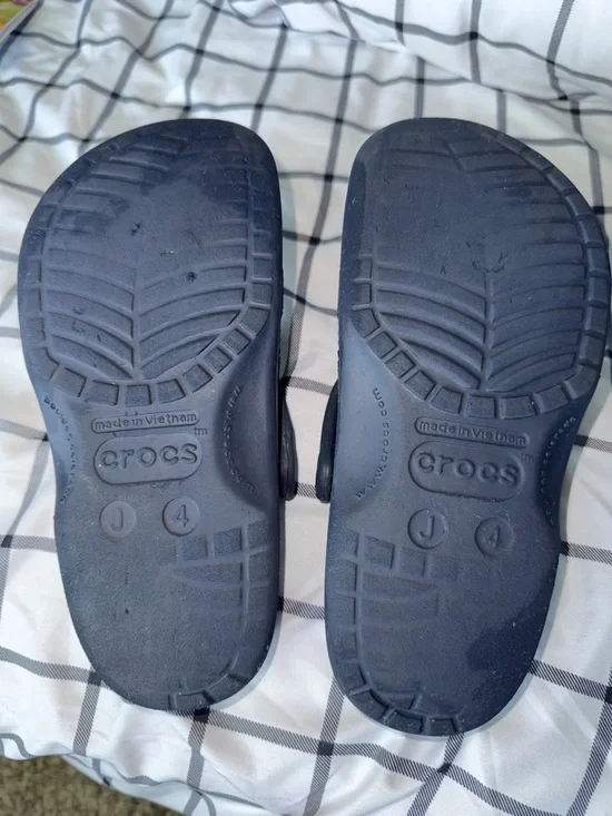 CROCS Kids Navy Blue Classic Clogs - Picture 3 of 6